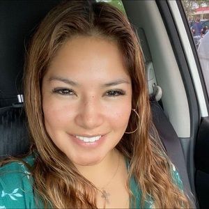 Meet your Posher, Alina